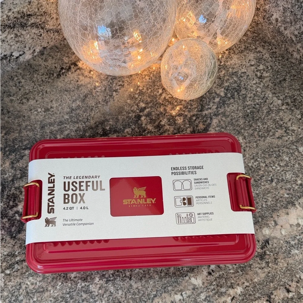 Stanley 4.2 QT Legendary Useful Box
